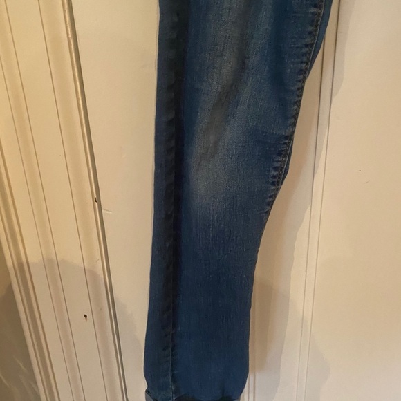 Ardene Mid-Wash Jeans - Picture 4 of 6